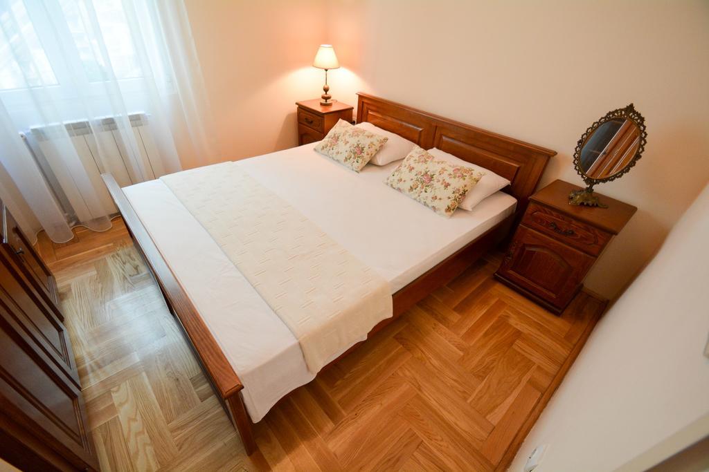Apartments Jovanovic Kotor Eksteriør bilde