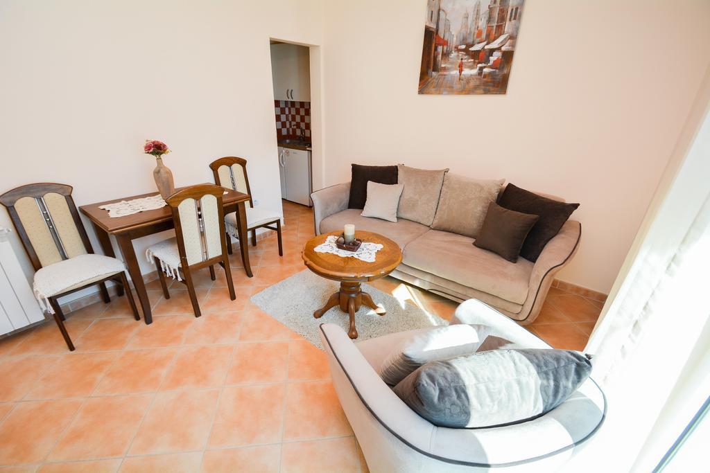 Apartments Jovanovic Kotor Eksteriør bilde