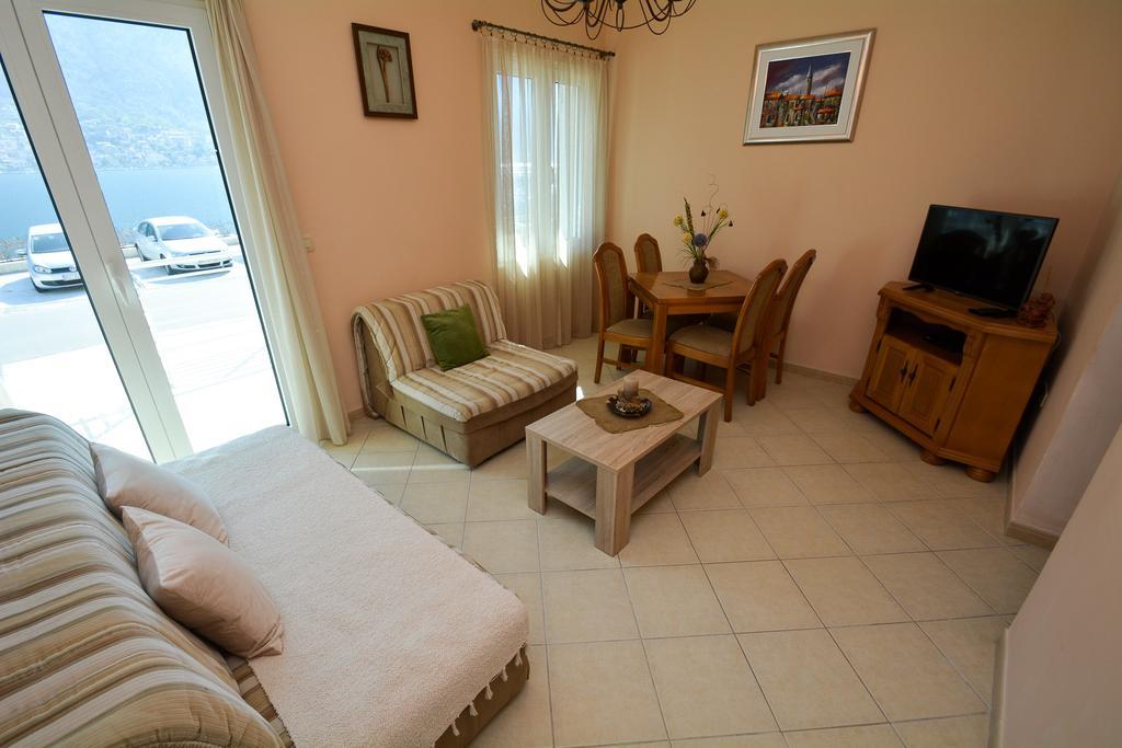 Apartments Jovanovic Kotor Eksteriør bilde