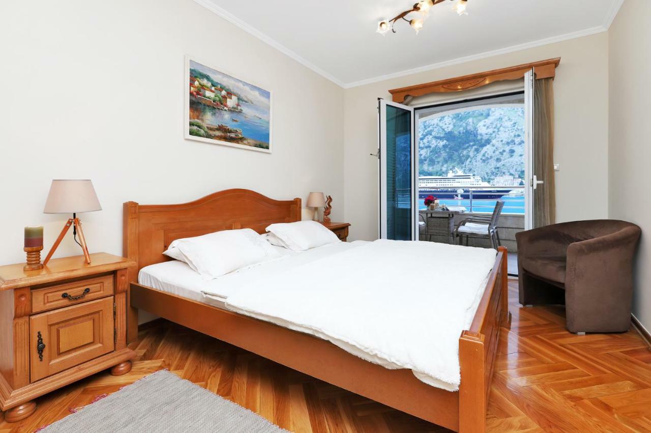 Apartments Jovanovic Kotor Eksteriør bilde
