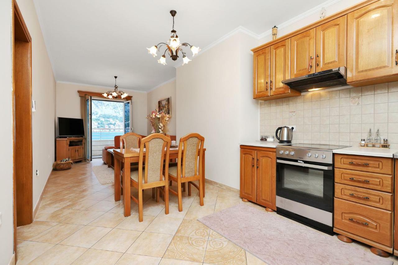 Apartments Jovanovic Kotor Eksteriør bilde