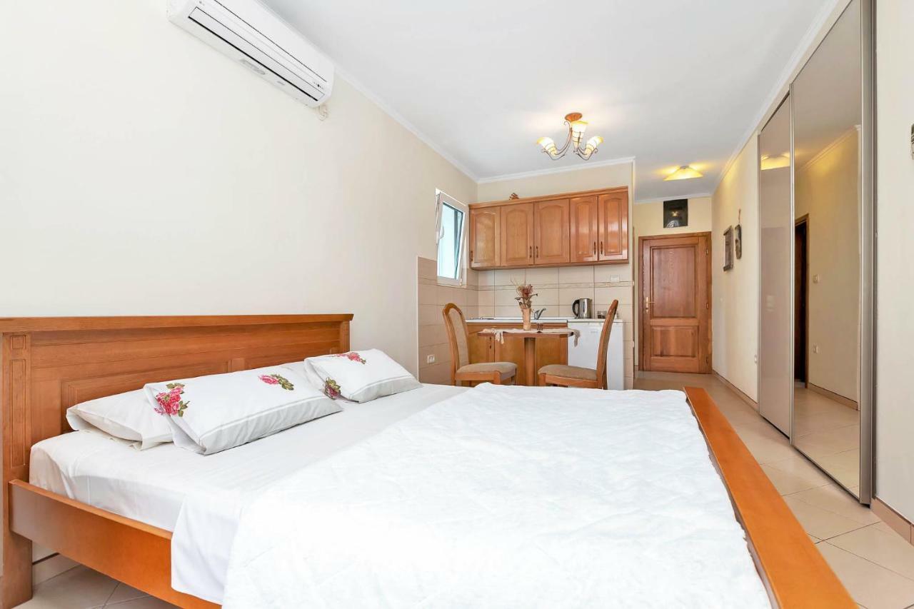 Apartments Jovanovic Kotor Eksteriør bilde